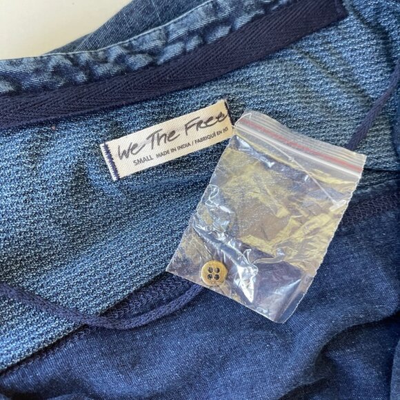 Free People Oversized Top size S Navy - Picture 7 of 8